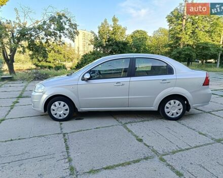 Серый Шевроле Авео, объемом двигателя 1.6 л и пробегом 105 тыс. км за 3499 $, фото 1 на Automoto.ua