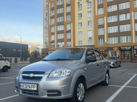 Серый Шевроле Авео, объемом двигателя 1.5 л и пробегом 98 тыс. км за 4100 $, фото 1 на Automoto.ua