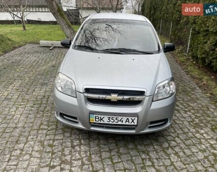 Серый Шевроле Авео, объемом двигателя 1.5 л и пробегом 96 тыс. км за 4800 $, фото 1 на Automoto.ua