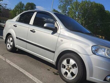 Серый Шевроле Авео, объемом двигателя 1.5 л и пробегом 260 тыс. км за 4600 $, фото 1 на Automoto.ua