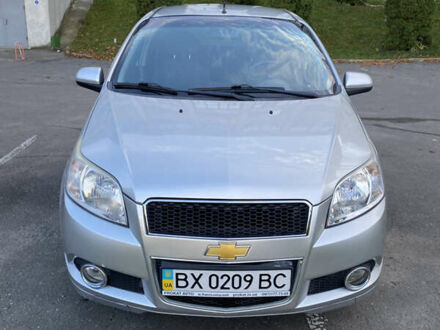 Шевроле Авео 2010 у Хмельницькому на Automoto.ua Сірий Шевроле Авео, об'ємом двигуна 1.5 л та пробігом 124 тис. км за 5700 $, фото 1 на Automoto.ua
