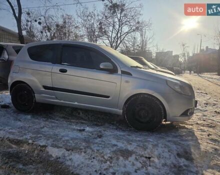 Серый Шевроле Авео, объемом двигателя 1.5 л и пробегом 250 тыс. км за 4500 $, фото 1 на Automoto.ua