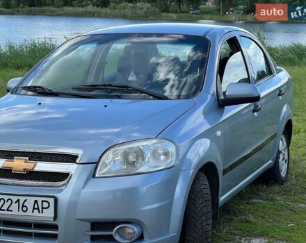 Серый Шевроле Авео, объемом двигателя 1.5 л и пробегом 250 тыс. км за 4800 $, фото 1 на Automoto.ua