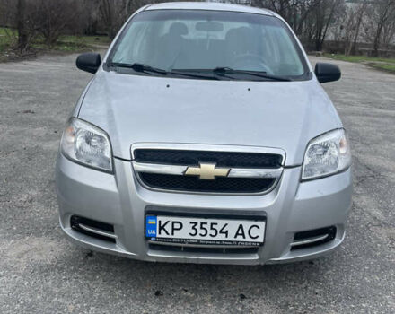 Сірий Шевроле Авео, об'ємом двигуна 1.5 л та пробігом 112 тис. км за 3899 $, фото 1 на Automoto.ua