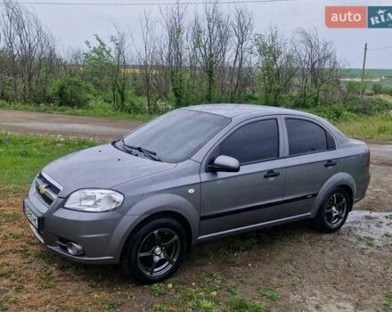 Серый Шевроле Авео, объемом двигателя 1.5 л и пробегом 125 тыс. км за 5600 $, фото 1 на Automoto.ua
