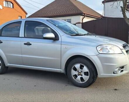 Серый Шевроле Авео, объемом двигателя 1.5 л и пробегом 161 тыс. км за 4950 $, фото 1 на Automoto.ua