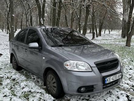 Серый Шевроле Авео, объемом двигателя 1.5 л и пробегом 330 тыс. км за 4500 $, фото 1 на Automoto.ua