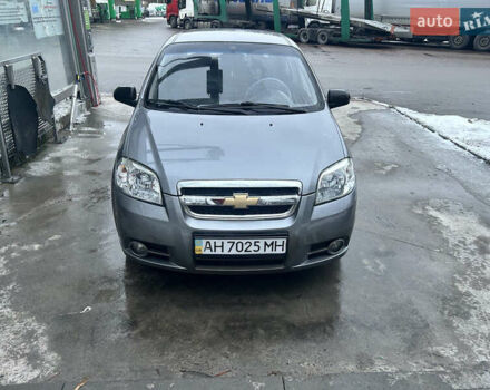 Сірий Шевроле Авео, об'ємом двигуна 1.5 л та пробігом 170 тис. км за 5000 $, фото 1 на Automoto.ua