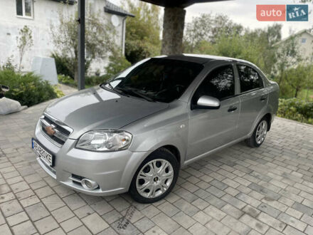 Серый Шевроле Авео, объемом двигателя 1.5 л и пробегом 139 тыс. км за 3899 $, фото 1 на Automoto.ua
