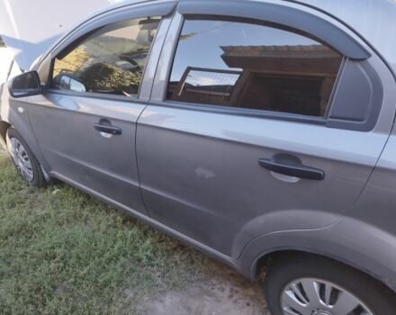 Сірий Шевроле Авео, об'ємом двигуна 1.5 л та пробігом 140 тис. км за 3098 $, фото 1 на Automoto.ua