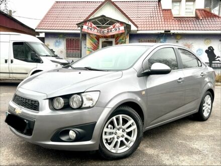 Сірий Шевроле Авео, об'ємом двигуна 1.6 л та пробігом 42 тис. км за 7500 $, фото 1 на Automoto.ua