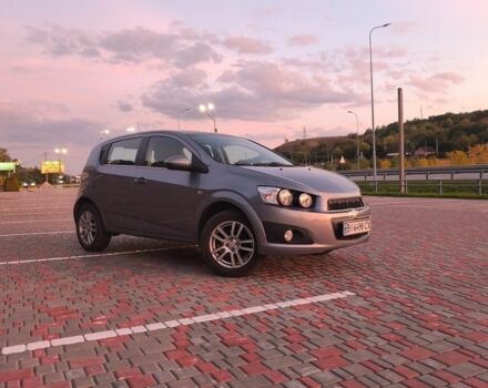 Серый Шевроле Авео, объемом двигателя 1.4 л и пробегом 202 тыс. км за 5500 $, фото 1 на Automoto.ua