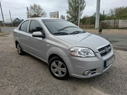 Шевроле Авео 2012 в Никополе на Automoto.ua Серый Шевроле Авео, объемом двигателя 1.5 л и пробегом 160 тыс. км за 4400 $, фото 1 на Automoto.ua