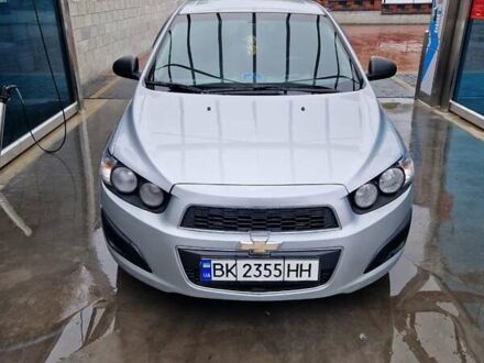 Серый Шевроле Авео, объемом двигателя 1.25 л и пробегом 240 тыс. км за 5200 $, фото 1 на Automoto.ua