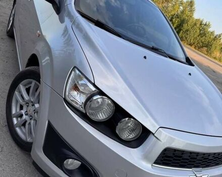 Серый Шевроле Авео, объемом двигателя 1.6 л и пробегом 174 тыс. км за 6400 $, фото 1 на Automoto.ua