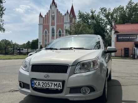 Шевроле Авео 2013 в Киеве на Automoto.ua Серый Шевроле Авео, объемом двигателя 1.5 л и пробегом 113 тыс. км за 3600 $, фото 1 на Automoto.ua