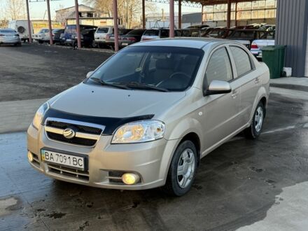 Серый Шевроле Авео, объемом двигателя 1.5 л и пробегом 170 тыс. км за 3100 $, фото 1 на Automoto.ua