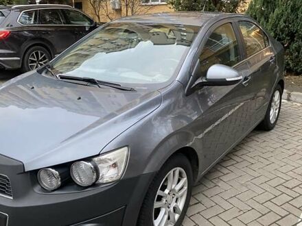 Сірий Шевроле Авео, об'ємом двигуна 1.4 л та пробігом 203 тис. км за 4500 $, фото 1 на Automoto.ua