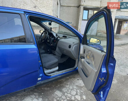 Синий Шевроле Авео, объемом двигателя 1.5 л и пробегом 216 тыс. км за 2900 $, фото 6 на Automoto.ua
