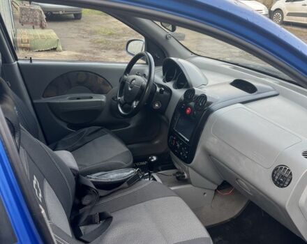 Синій Шевроле Авео, об'ємом двигуна 1.5 л та пробігом 282 тис. км за 2950 $, фото 6 на Automoto.ua