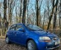 Синий Шевроле Авео, объемом двигателя 1.5 л и пробегом 250 тыс. км за 3500 $, фото 1 на Automoto.ua