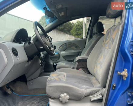 Синий Шевроле Авео, объемом двигателя 1.5 л и пробегом 237 тыс. км за 2100 $, фото 18 на Automoto.ua