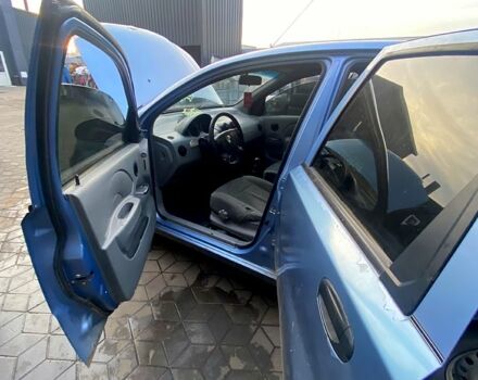 Синий Шевроле Авео, объемом двигателя 1.5 л и пробегом 400 тыс. км за 1300 $, фото 2 на Automoto.ua