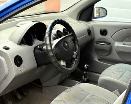 Шевроле Авео 2005 в Сумах на Automoto.ua Синий Шевроле Авео, объемом двигателя 1.5 л и пробегом 145 тыс. км за 2350 $, фото 5 на Automoto.ua