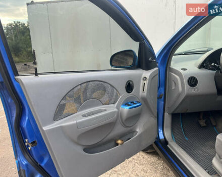Синий Шевроле Авео, объемом двигателя 1.5 л и пробегом 237 тыс. км за 2100 $, фото 19 на Automoto.ua