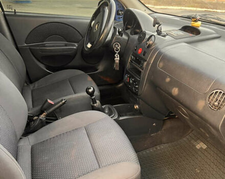 Синий Шевроле Авео, объемом двигателя 1.5 л и пробегом 211 тыс. км за 2800 $, фото 5 на Automoto.ua