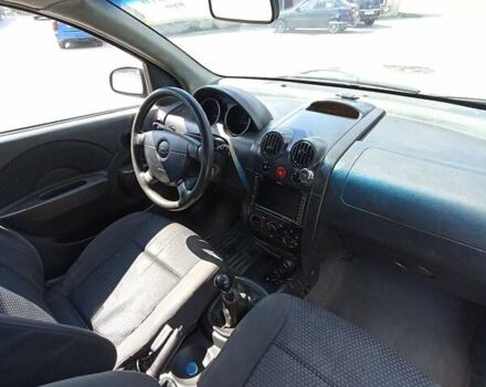 Синий Шевроле Авео, объемом двигателя 1.5 л и пробегом 230 тыс. км за 1500 $, фото 1 на Automoto.ua