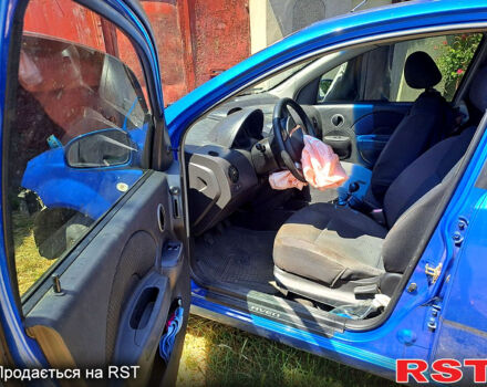 Синий Шевроле Авео, объемом двигателя 1.5 л и пробегом 95 тыс. км за 1500 $, фото 1 на Automoto.ua