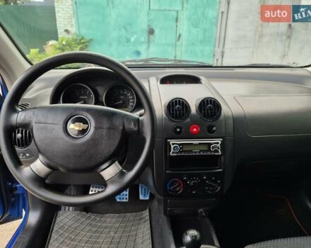 Синій Шевроле Авео, об'ємом двигуна 1.5 л та пробігом 103 тис. км за 2000 $, фото 14 на Automoto.ua