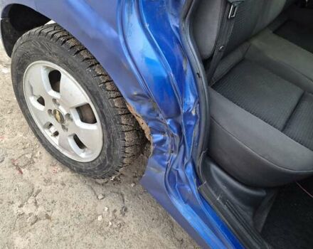 Синій Шевроле Авео, об'ємом двигуна 1.5 л та пробігом 103 тис. км за 2000 $, фото 9 на Automoto.ua