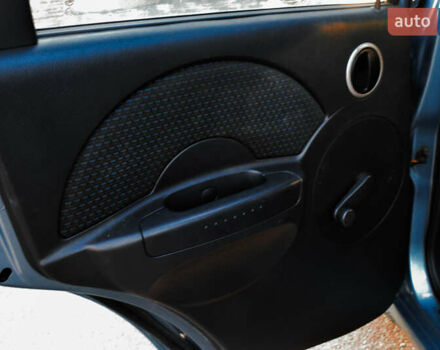 Синій Шевроле Авео, об'ємом двигуна 1.5 л та пробігом 285 тис. км за 2900 $, фото 21 на Automoto.ua