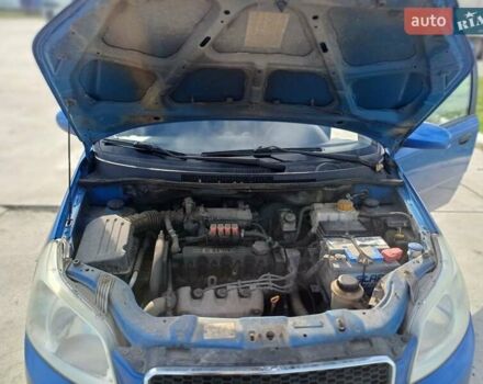 Синий Шевроле Авео, объемом двигателя 1.5 л и пробегом 185 тыс. км за 4500 $, фото 6 на Automoto.ua