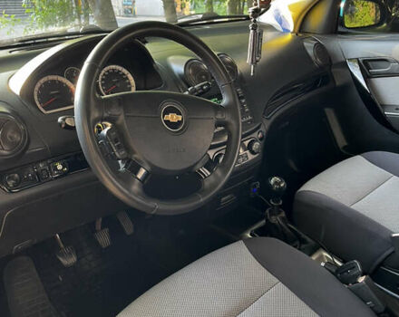 Синий Шевроле Авео, объемом двигателя 1.4 л и пробегом 210 тыс. км за 4300 $, фото 6 на Automoto.ua