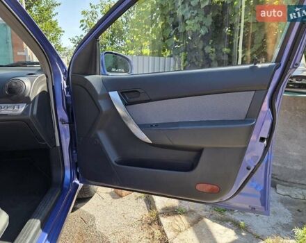 Синій Шевроле Авео, об'ємом двигуна 1.4 л та пробігом 175 тис. км за 3600 $, фото 5 на Automoto.ua