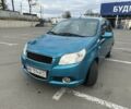 Синий Шевроле Авео, объемом двигателя 1.5 л и пробегом 210 тыс. км за 4800 $, фото 1 на Automoto.ua