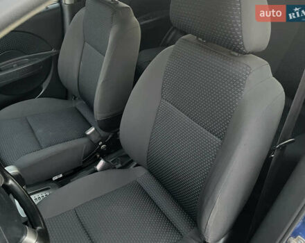 Синій Шевроле Авео, об'ємом двигуна 1.5 л та пробігом 197 тис. км за 4200 $, фото 14 на Automoto.ua