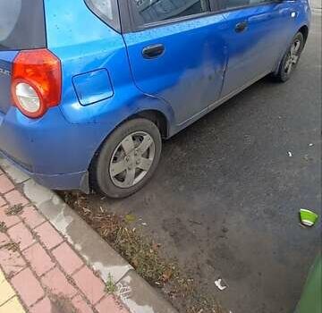 Синий Шевроле Авео, объемом двигателя 1.5 л и пробегом 142 тыс. км за 3500 $, фото 2 на Automoto.ua