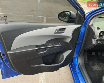 Синій Шевроле Авео, об'ємом двигуна 1.4 л та пробігом 160 тис. км за 6500 $, фото 32 на Automoto.ua
