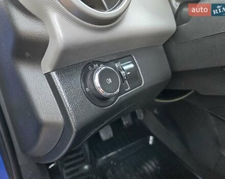 Синій Шевроле Авео, об'ємом двигуна 1.25 л та пробігом 218 тис. км за 4900 $, фото 30 на Automoto.ua