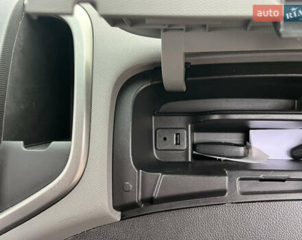 Синій Шевроле Авео, об'ємом двигуна 1.4 л та пробігом 160 тис. км за 6500 $, фото 38 на Automoto.ua