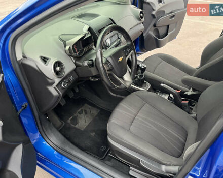 Синій Шевроле Авео, об'ємом двигуна 1.4 л та пробігом 160 тис. км за 6500 $, фото 33 на Automoto.ua
