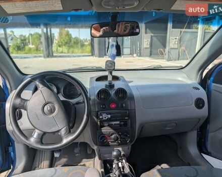 Синий Шевроле Авео, объемом двигателя 1.5 л и пробегом 195 тыс. км за 2424 $, фото 3 на Automoto.ua
