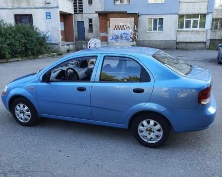 Синий Шевроле Авео, объемом двигателя 1.5 л и пробегом 210 тыс. км за 4000 $, фото 1 на Automoto.ua