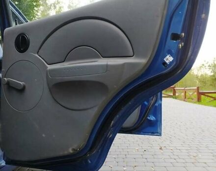 Синій Шевроле Авео, об'ємом двигуна 1.5 л та пробігом 225 тис. км за 2750 $, фото 11 на Automoto.ua