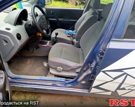 Синій Шевроле Авео, об'ємом двигуна 1.5 л та пробігом 300 тис. км за 1800 $, фото 3 на Automoto.ua