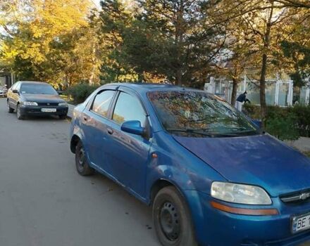 Синий Шевроле Авео, объемом двигателя 1.5 л и пробегом 300 тыс. км за 950 $, фото 3 на Automoto.ua